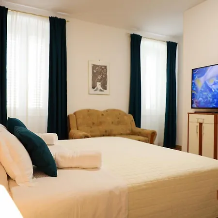Goga Penzion 3*